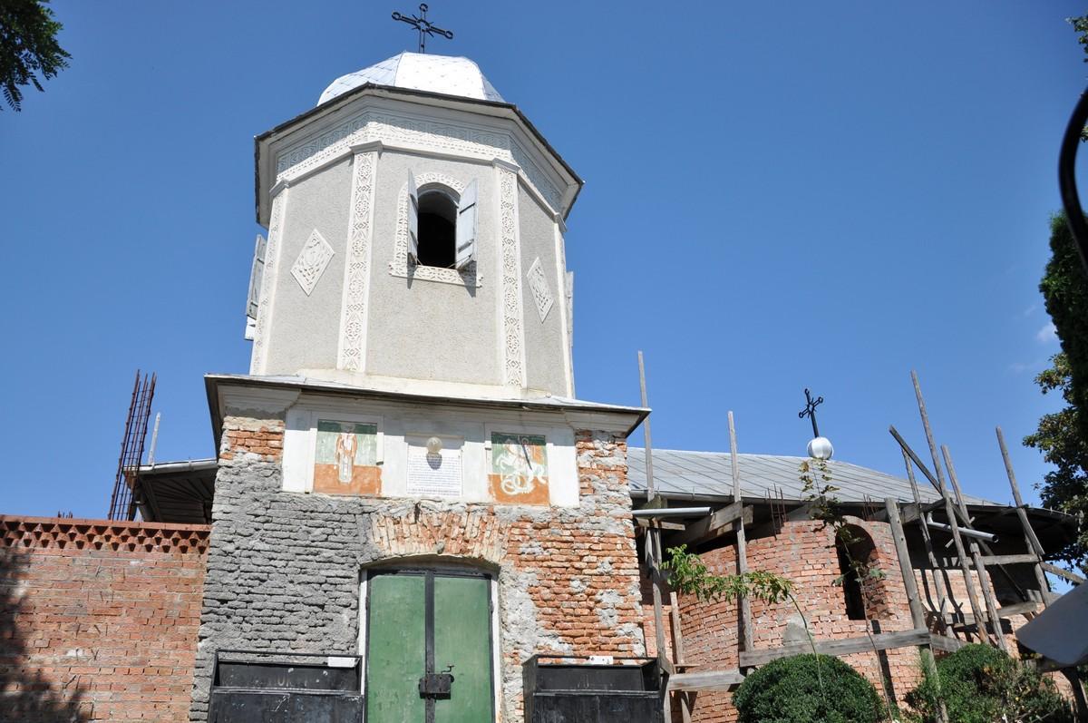 Biserica Parohiei Andrieşeni - august 2014 